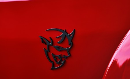 2018 Dodge Challenger SRT Demon Badge Wallpapers 450x275 (76)
