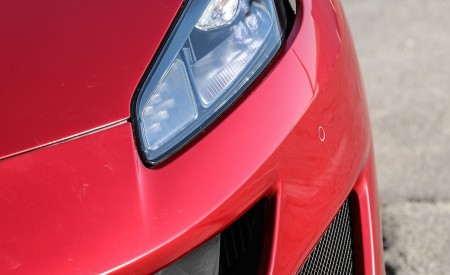 2018 Ferrari Portofino Headlight Wallpapers 450x275 (100)