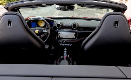 2018 Ferrari Portofino Interior Seats Wallpapers 450x275 (108)