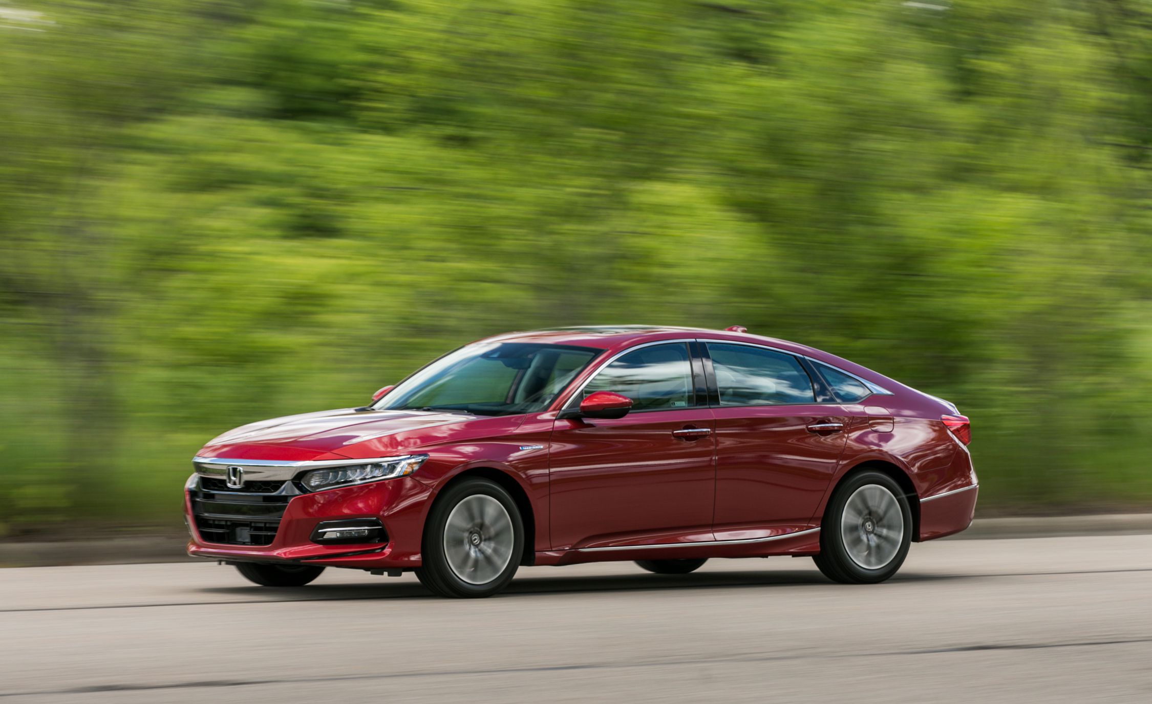 2018 Honda Accord Hybrid Front Three-Quarter Wallpapers (1)