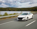 2018 Honda Accord Touring 1.5T Front Three-Quarter Wallpapers 150x120 (64)