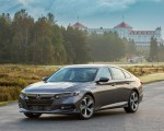 2018 Honda Accord Touring 2.0T Front Three-Quarter Wallpapers 150x120