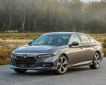 2018 Honda Accord Touring 2.0T Front Three-Quarter Wallpapers 150x120