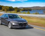 2018 Honda Accord Touring 2.0T Front Three-Quarter Wallpapers 150x120 (50)