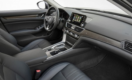 2018 Honda Accord Touring 2.0T Interior Front Seats Wallpapers 450x275 (60)