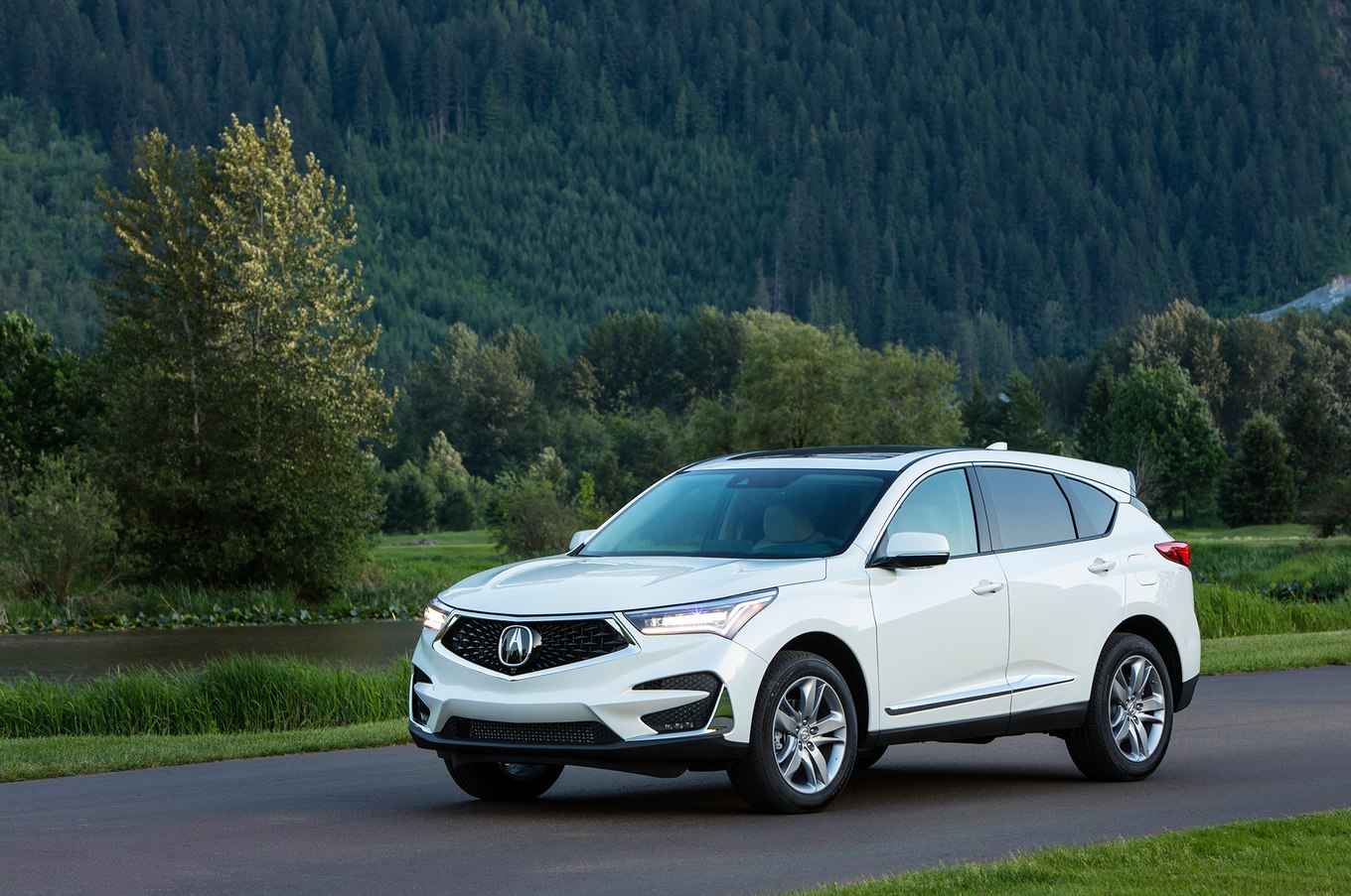 2019 Acura RDX Front Three-Quarter Wallpapers #144 of 191