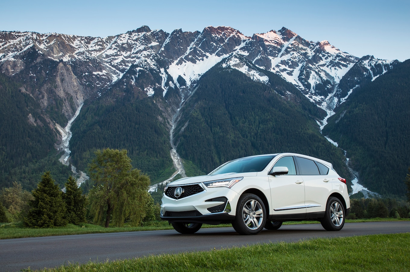 2019 Acura RDX Front Three-Quarter Wallpapers #145 of 191