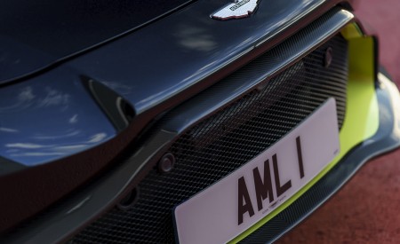 2019 Aston Martin Vantage (Onyx Black) Detail Wallpapers 450x275 (102)