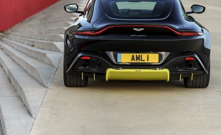 2019 Aston Martin Vantage (Onyx Black) Rear Wallpapers 450x275 (98)