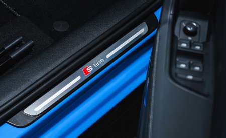 2019 Audi A1 Sportback 30 TFSI S-Line (UK-Spec) Door Sill Wallpapers 450x275 (87)