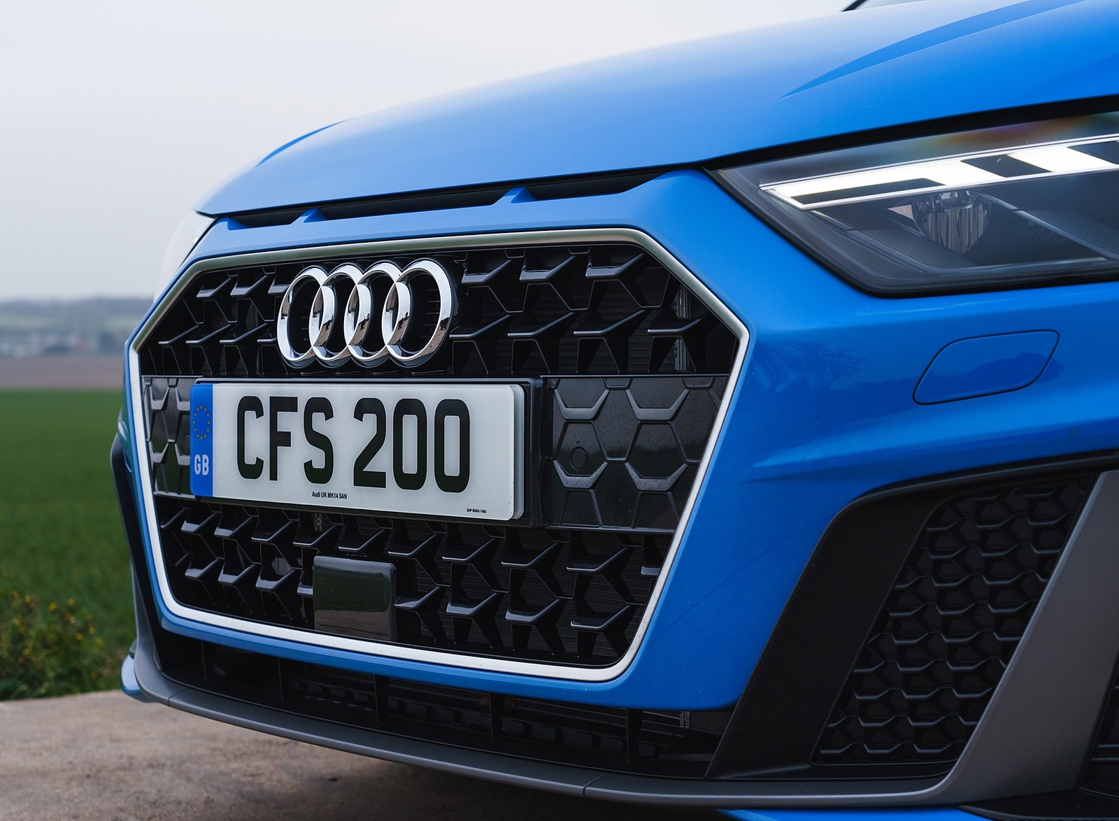 2019 Audi A1 Sportback 30 TFSI S-Line (UK-Spec) Grill Wallpapers #79 of 89