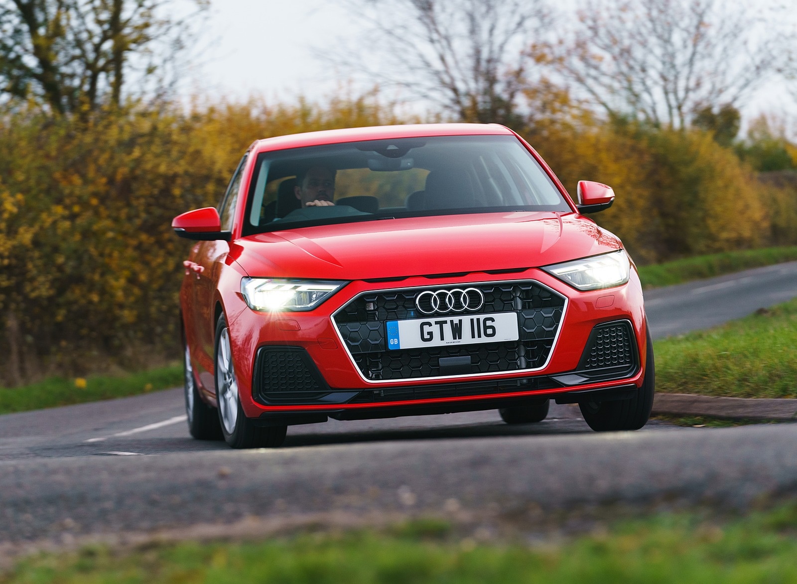 2019 Audi A1 Sportback 30 TFSI (UK-Spec) Front Wallpapers #27 of 89