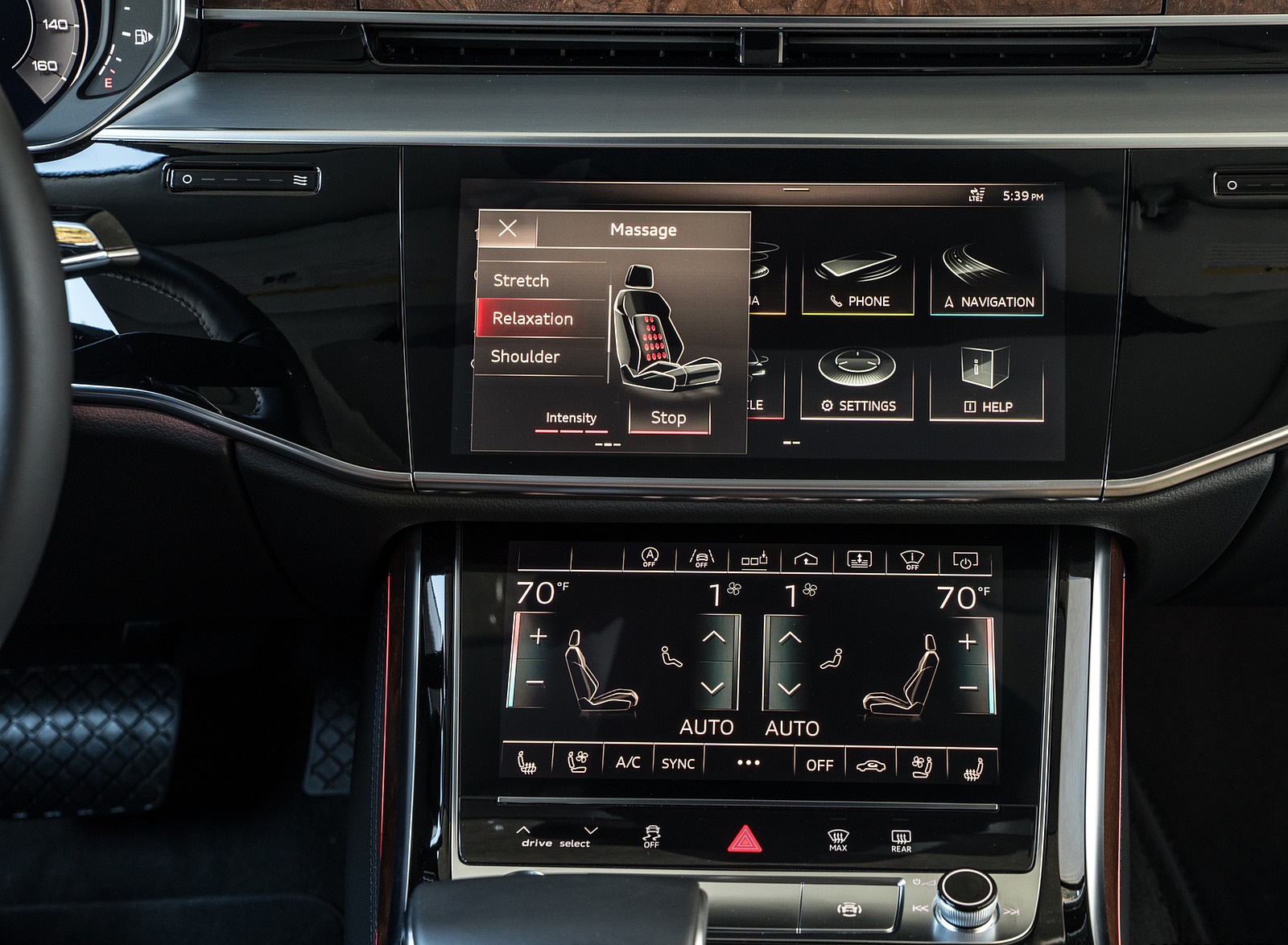 2019 Audi A8 (US-Spec) Central Console Wallpapers #30 of 31