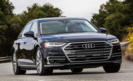 2019 Audi A8 (US-Spec) Front Wallpapers 450x275 (9)