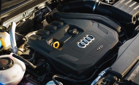 2019 Audi Q3 35 TFSI (UK-Spec) Engine Wallpapers 450x275 (84)