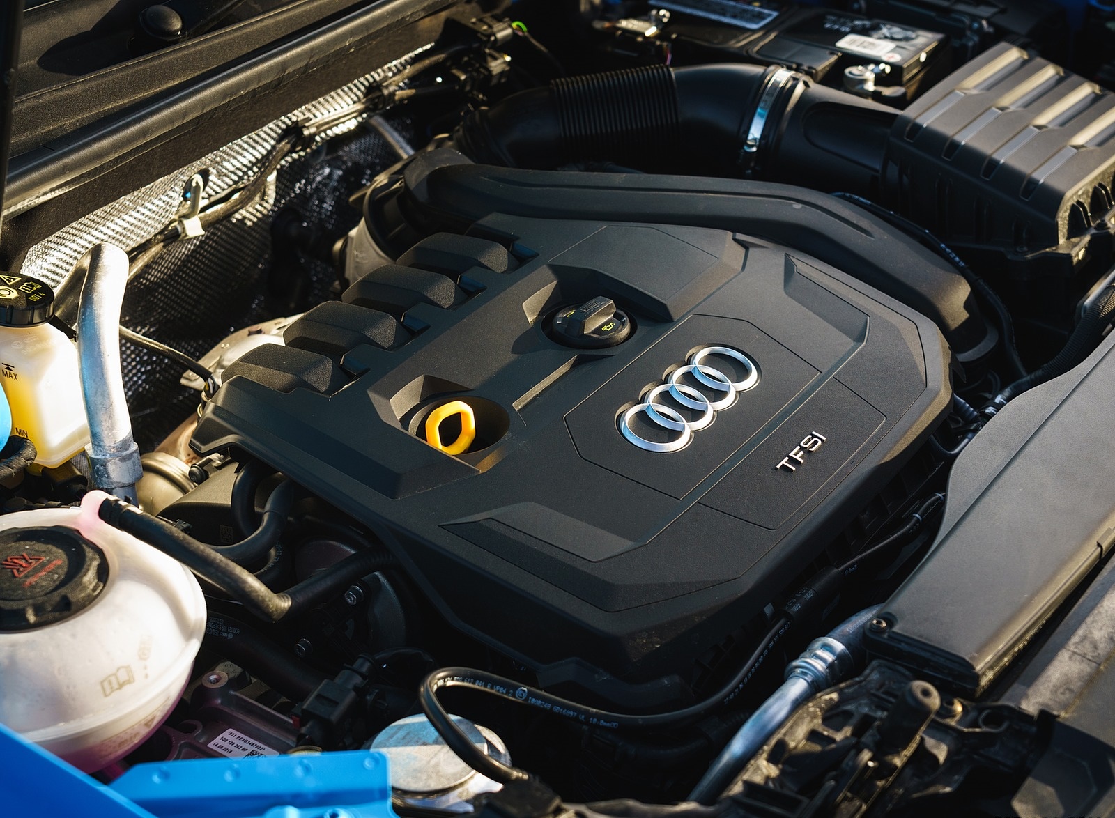 2019 Audi Q3 35 TFSI (UK-Spec) Engine Wallpapers #84 of 102