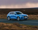 2019 Audi Q3 35 TFSI (UK-Spec) Front Three-Quarter Wallpapers 150x120 (58)