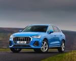 2019 Audi Q3 35 TFSI (UK-Spec) Front Three-Quarter Wallpapers 150x120 (47)