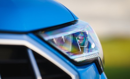 2019 Audi Q3 35 TFSI (UK-Spec) Headlight Wallpapers 450x275 (78)