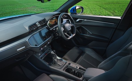 2019 Audi Q3 35 TFSI (UK-Spec) Interior Cockpit Wallpapers 450x275 (88)