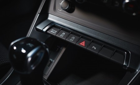 2019 Audi Q3 35 TFSI (UK-Spec) Interior Detail Wallpapers 450x275 (100)