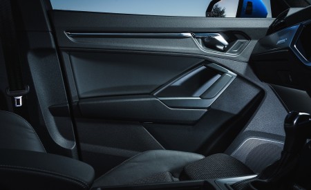 2019 Audi Q3 35 TFSI (UK-Spec) Interior Detail Wallpapers 450x275 (99)