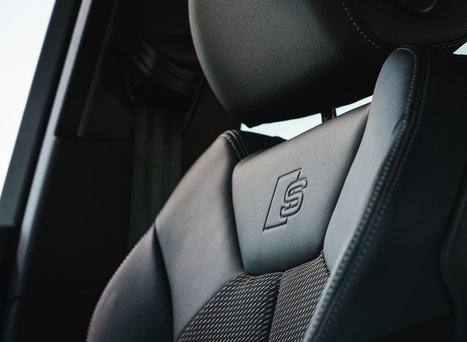 2019 Audi Q3 35 TFSI (UK-Spec) Interior Seats Wallpapers #94 of 102