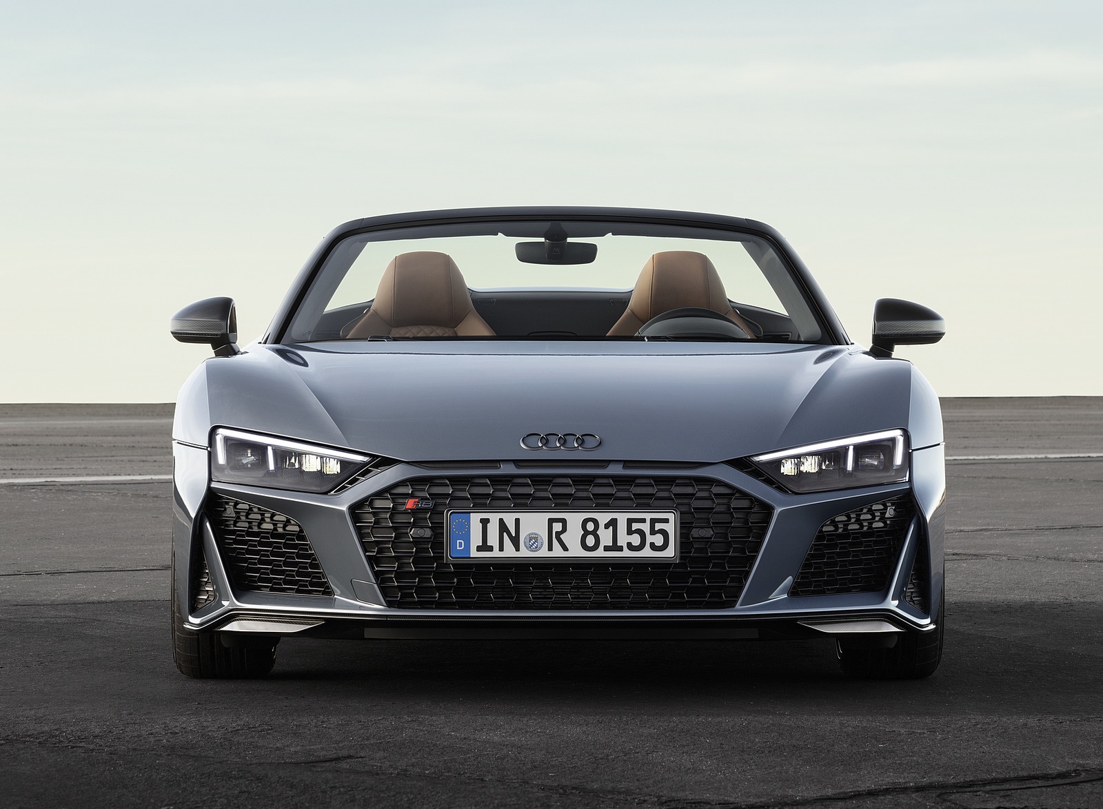 2019 Audi R8 Spyder (Color: Kemora Gray Metallic) Front Wallpapers #34 of 59