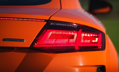2019 Audi TT Coupe (UK-Spec) Tail Light Wallpapers 450x275 (36)