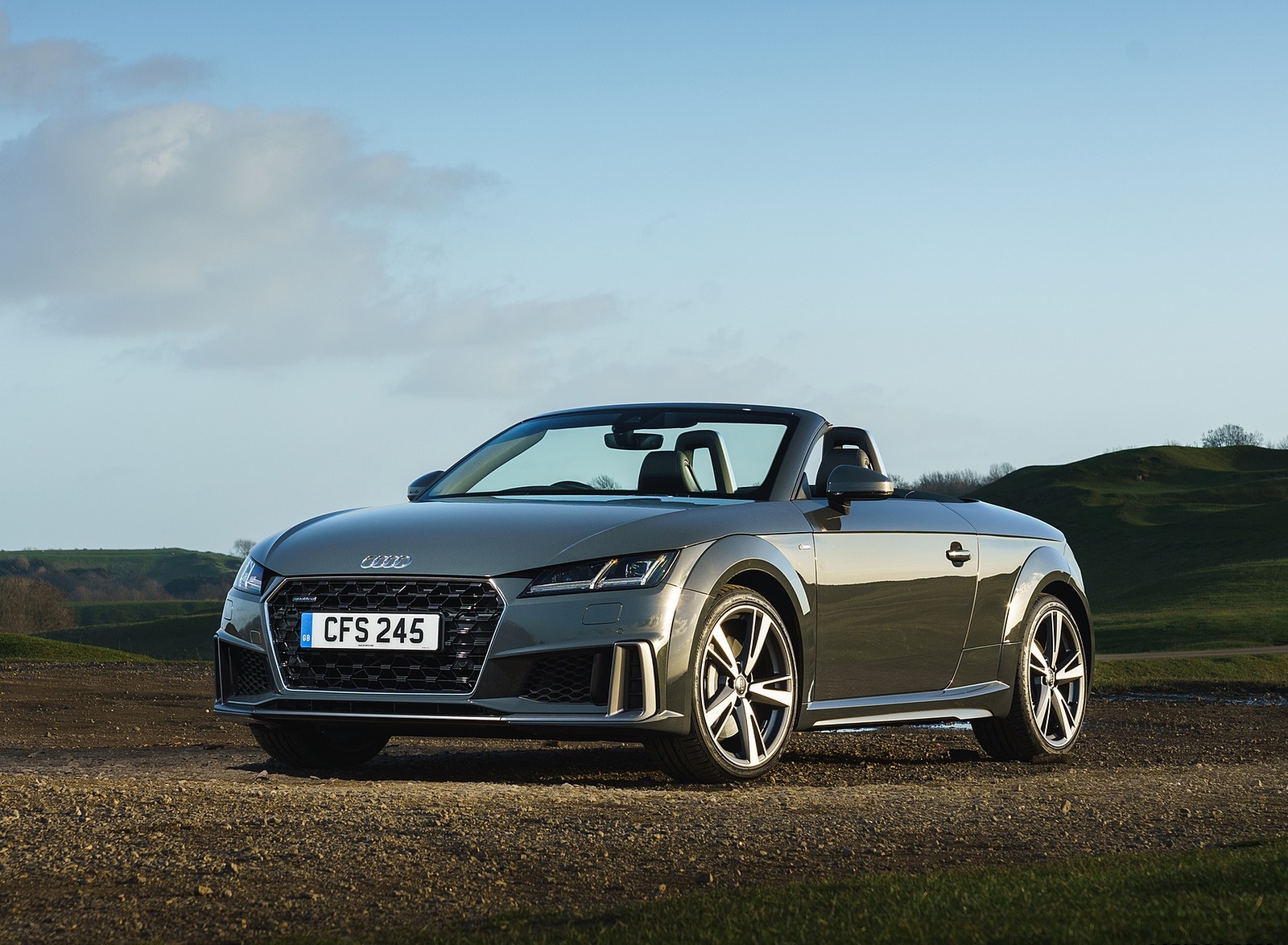 2019 Audi TT Roadster (UK-Spec) Front Three-Quarter Wallpapers #81 of 113