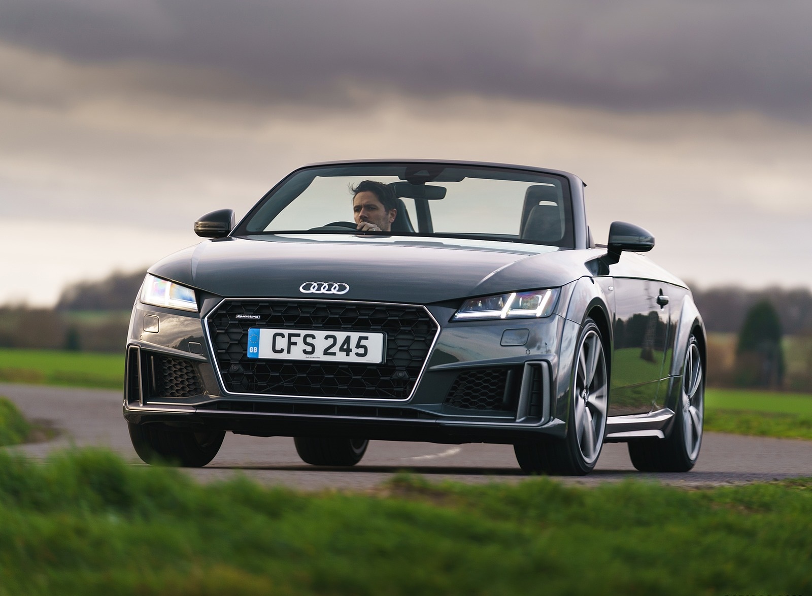 2019 Audi TT Roadster (UK-Spec) Front Wallpapers #58 of 113