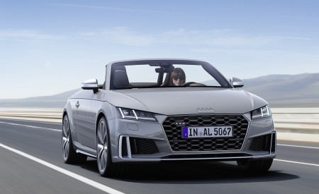 2019 Audi TTS Roadster (Color: Nardo Gray) Front Wallpapers 450x275 (27)