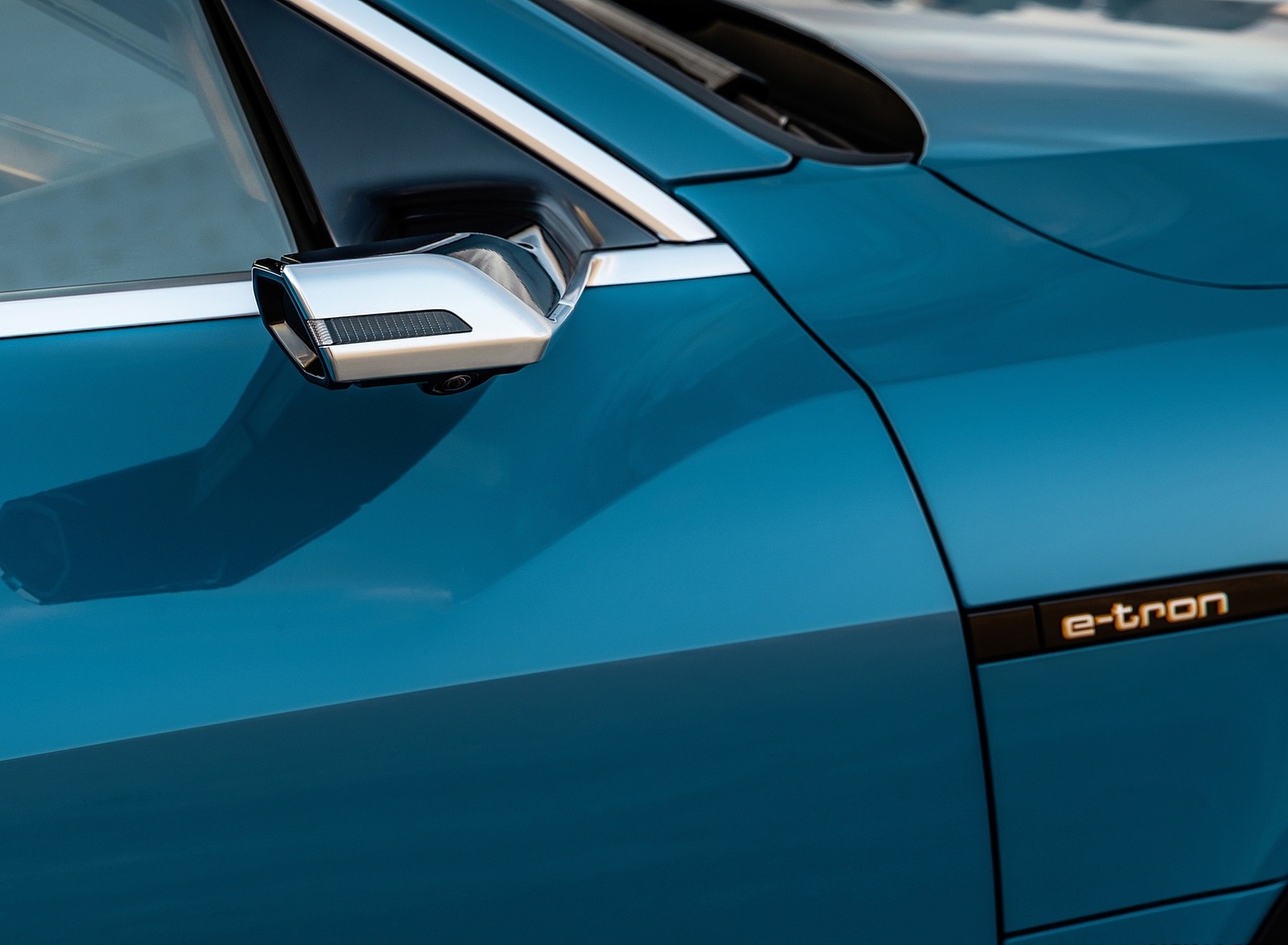 2019 Audi e-tron (Color: Antigua Blue) Mirror Wallpapers #115 of 234