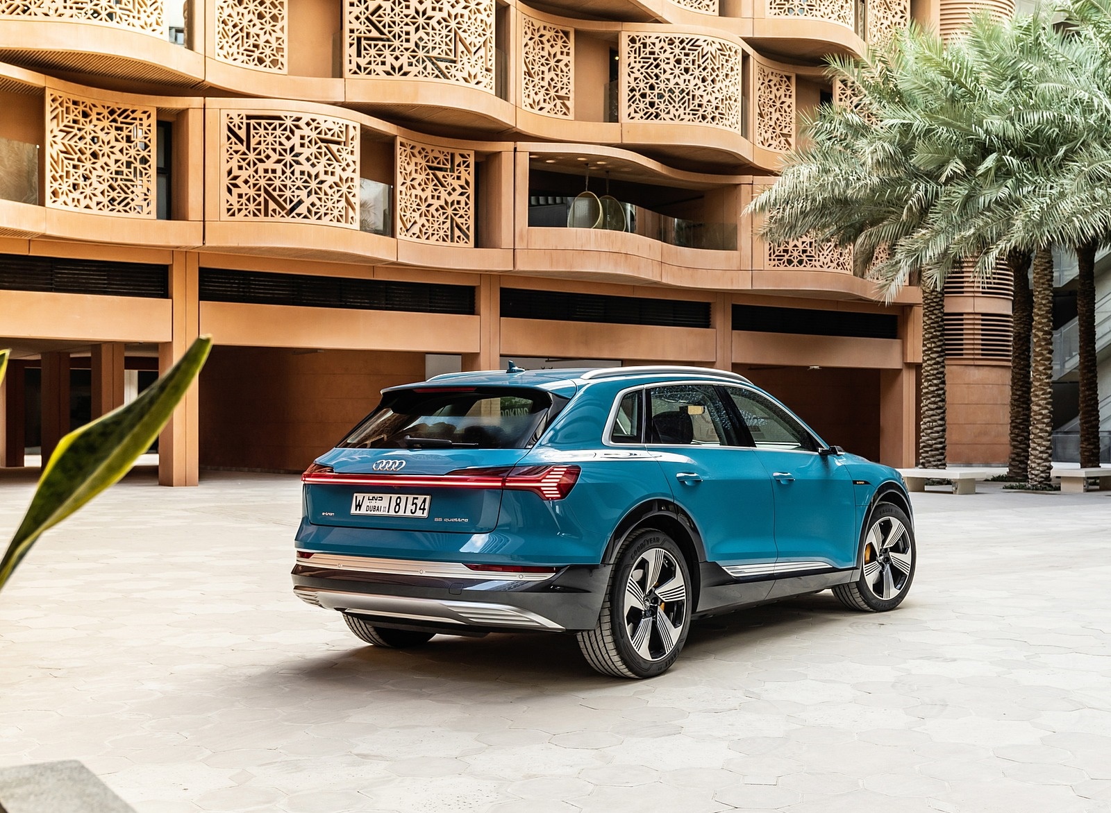 2019 Audi e-tron (Color: Antigua Blue) Rear Three-Quarter Wallpapers #109 of 234