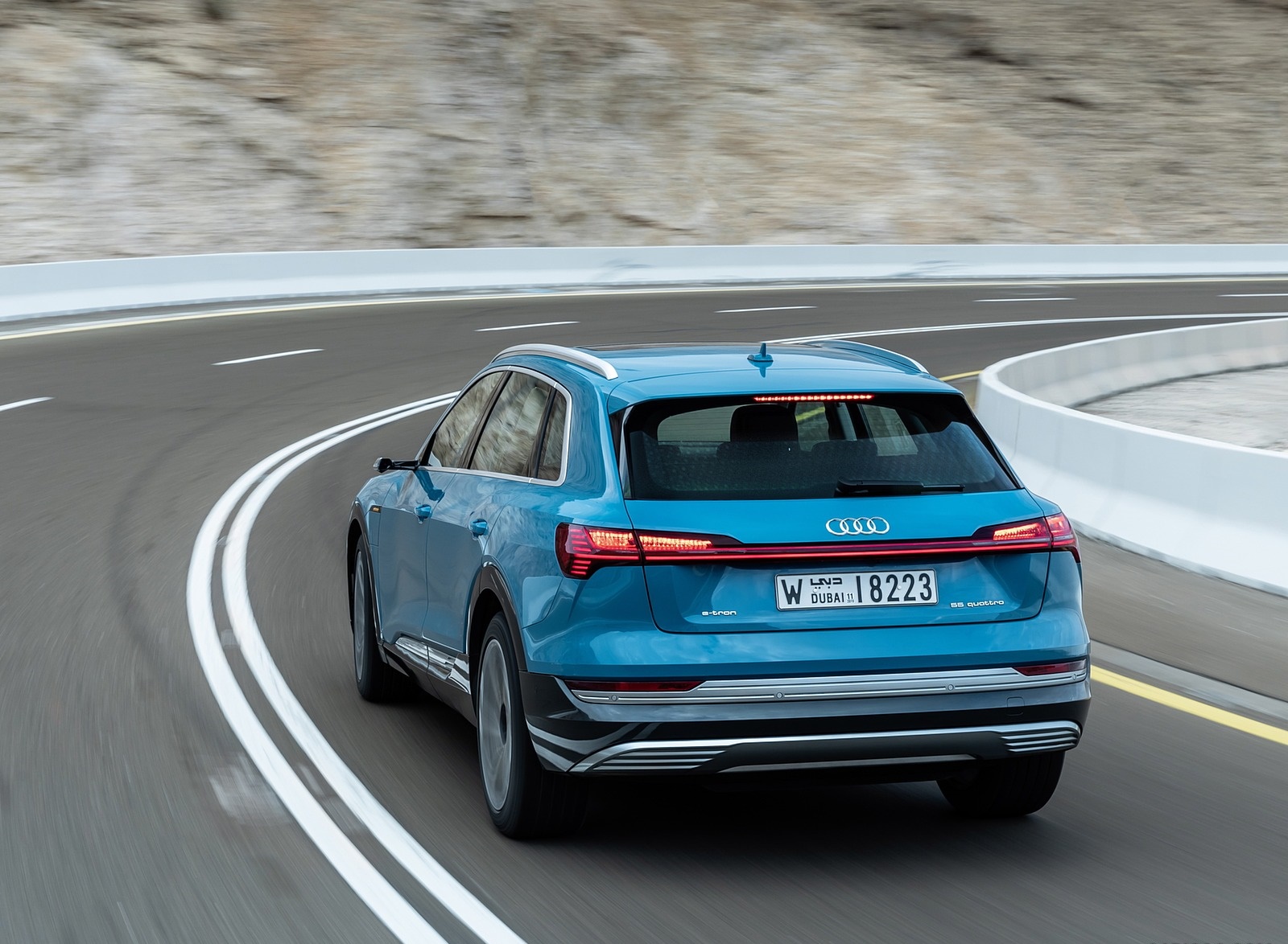 2019 Audi e-tron (Color: Antigua Blue) Rear Wallpapers #63 of 234