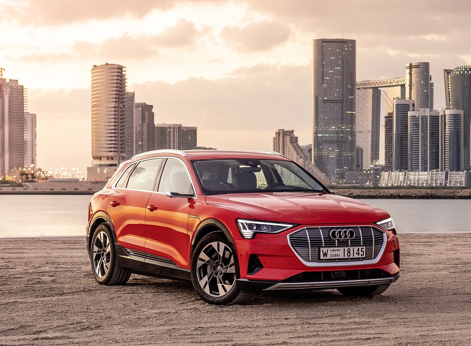 2019 Audi e-tron (Color: Catalunya Red) Front Three-Quarter Wallpapers #26 of 234