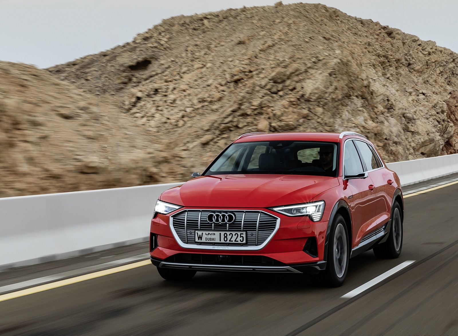 2019 Audi e-tron (Color: Catalunya Red) Front Wallpapers (9)