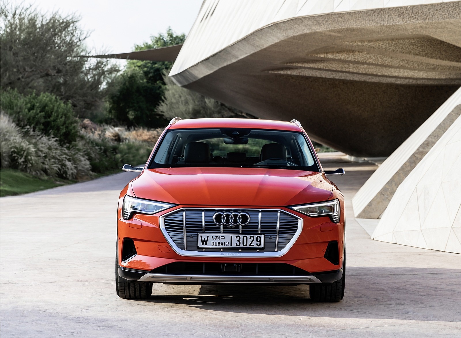 2019 Audi e-tron (Color: Catalunya Red) Front Wallpapers #37 of 234