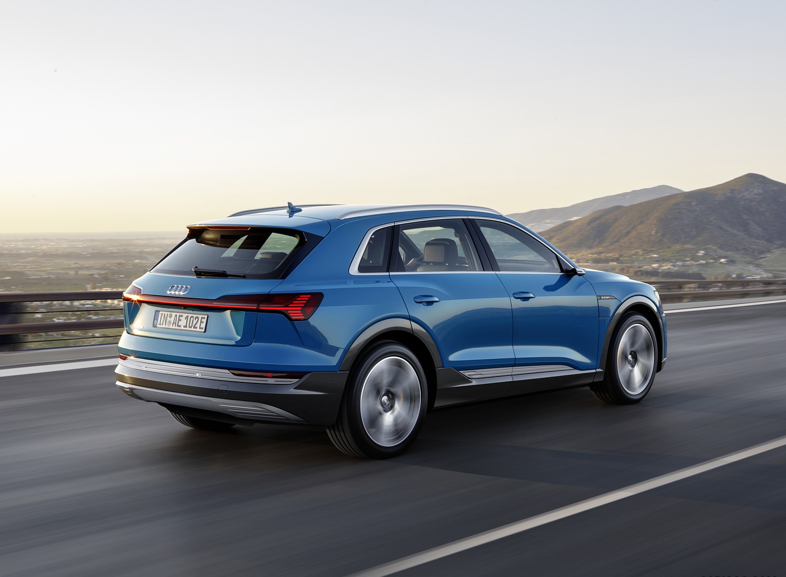 2019 Audi e-tron Electric SUV (Color: Antigua Blue) Rear Three-Quarter Wallpapers #128 of 234