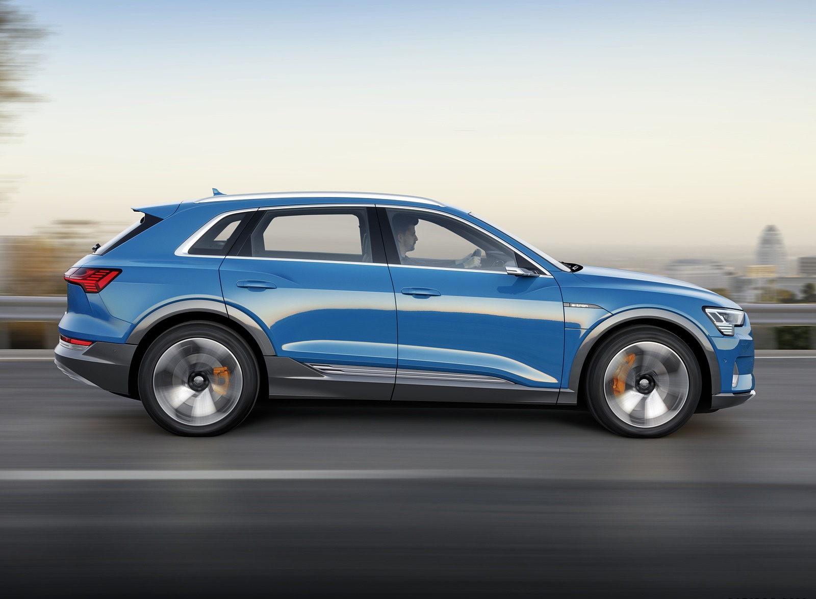 2019 Audi e-tron Electric SUV (Color: Antigua Blue) Side Wallpapers #129 of 234