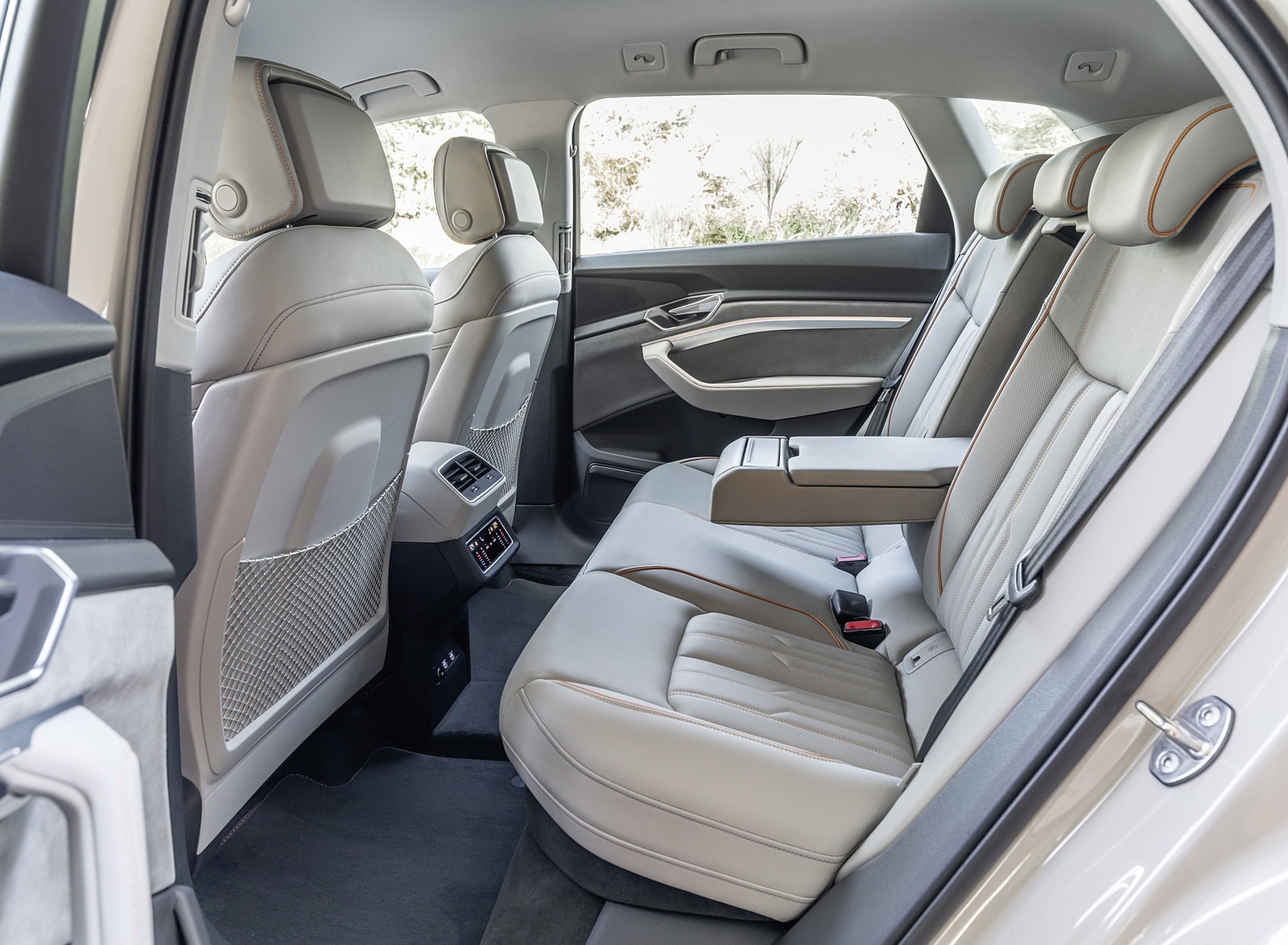 2019 Audi e-tron Interior Rear Seats Wallpapers #189 of 234