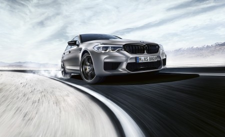 2019 BMW M5 Competition Front Three-Quarter Wallpapers 450x275 (3)