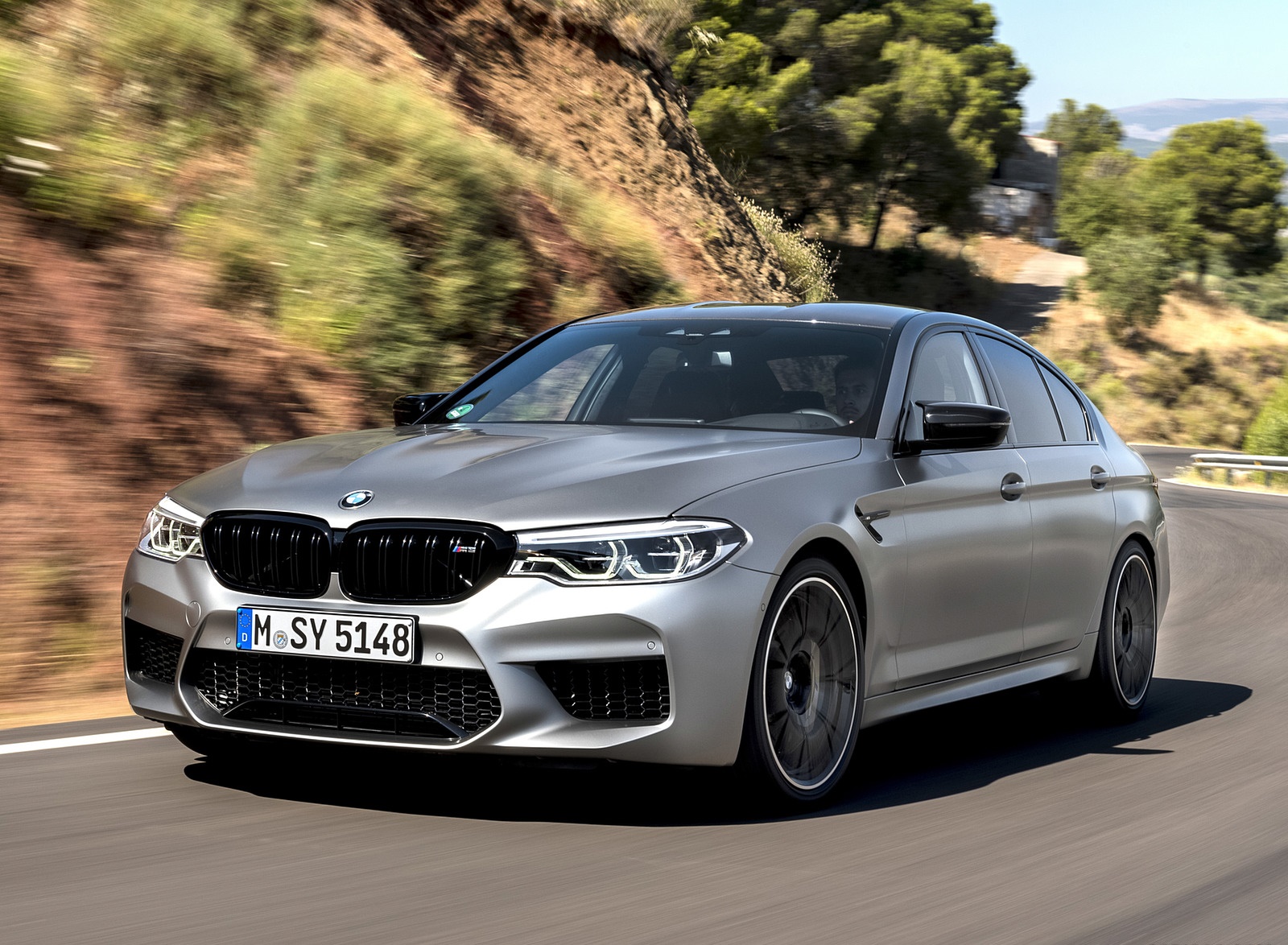 2019 BMW M5 Competition Front Three-Quarter Wallpapers #43 of 95