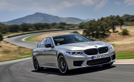 2019 BMW M5 Competition Front Three-Quarter Wallpapers 450x275 (24)