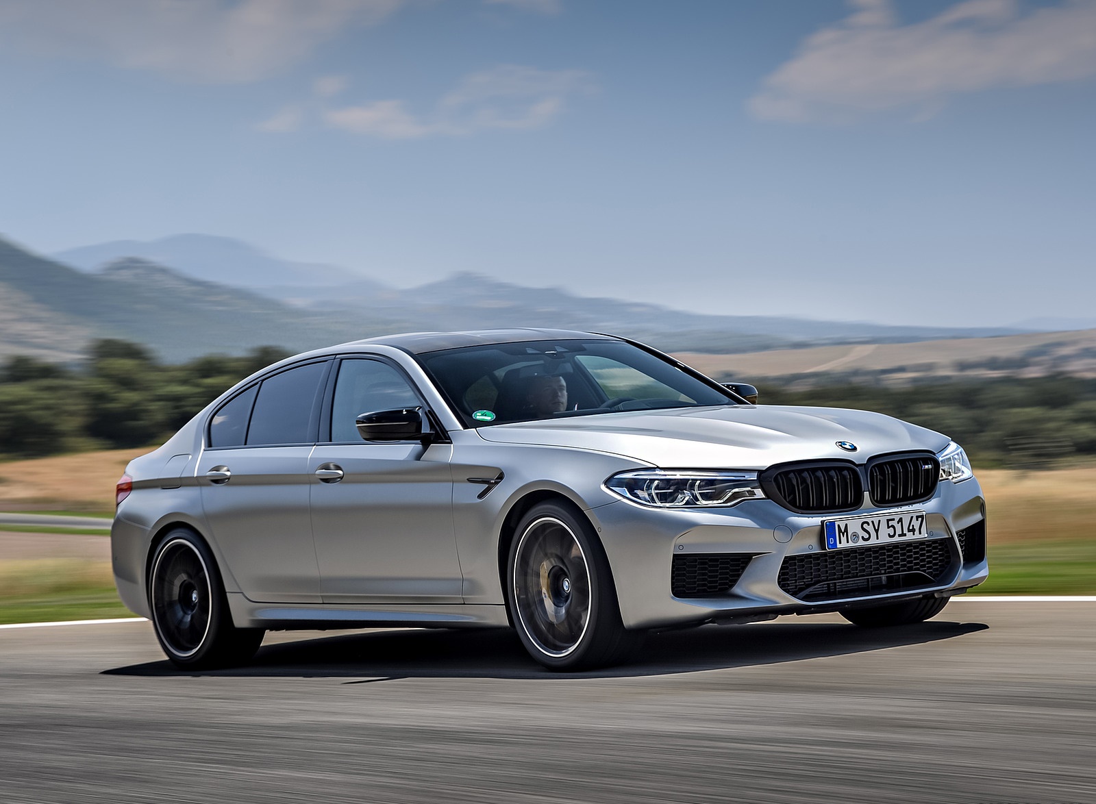 2019 BMW M5 Competition Front Three-Quarter Wallpapers #22 of 95