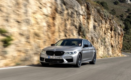 2019 BMW M5 Competition Front Three-Quarter Wallpapers 450x275 (53)