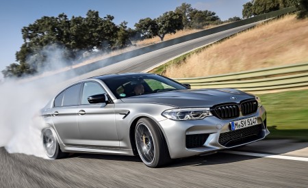 2019 BMW M5 Competition Front Three-Quarter Wallpapers 450x275 (31)