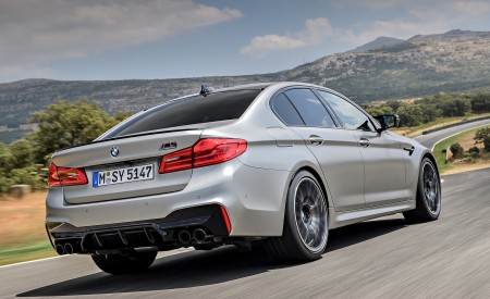 2019 BMW M5 Competition Rear Three-Quarter Wallpapers 450x275 (32)