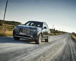 2019 BMW X7 (Color: Arctic Grey) Front Three-Quarter Wallpapers 150x120 (8)