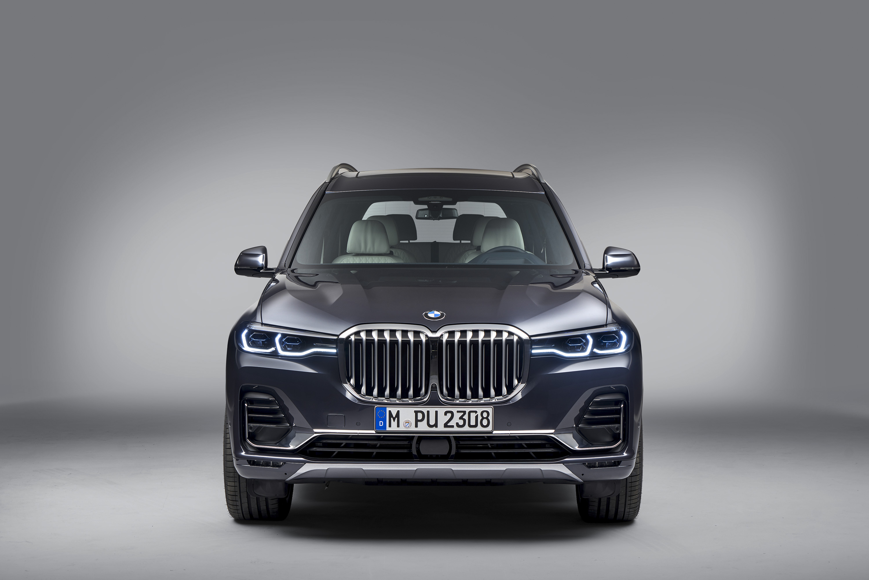 2019 BMW X7 Front Wallpapers #35 of 68